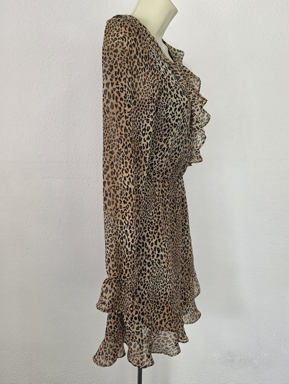 H&M Divided Leopard Print Ruffle Detail Wrap Mini Dress Brown Size O - Picture 5 of 17